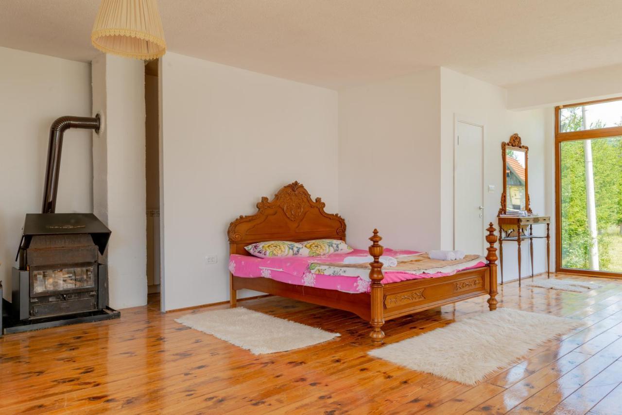 Etno Selo Montenegro Hotel Плужине Екстериор снимка