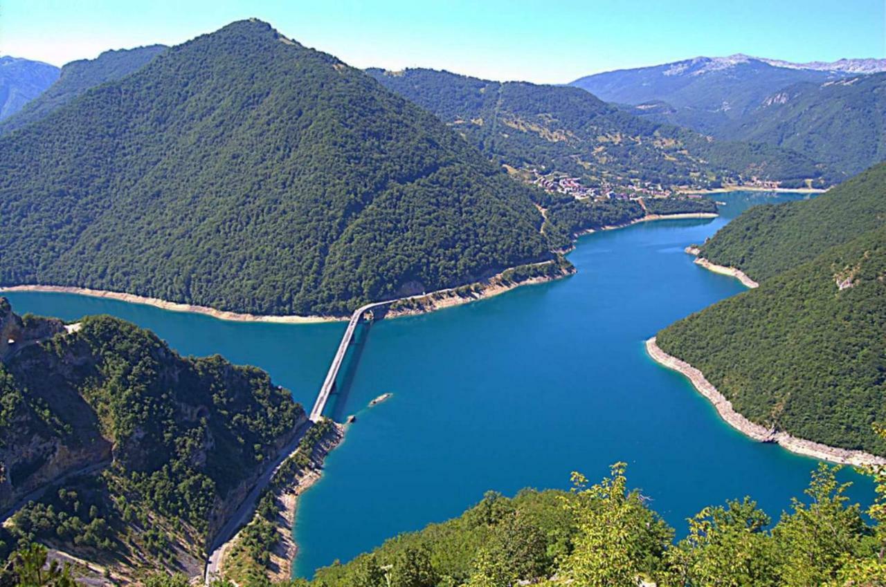 Etno Selo Montenegro Hotel Плужине Екстериор снимка