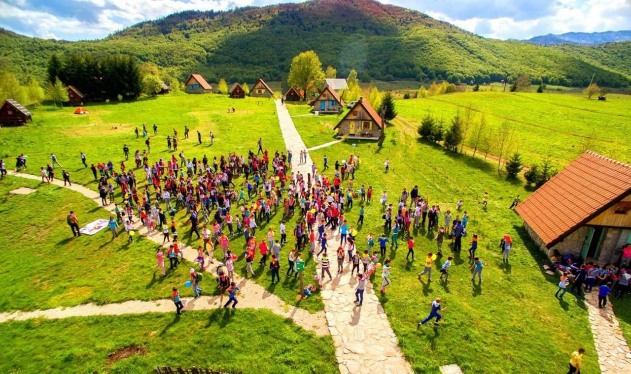 Etno Selo Montenegro Hotel Плужине Екстериор снимка